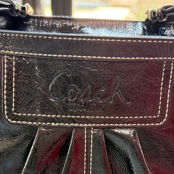 Coach Patent Leather Turnlock Tote Bag Black Violet Lined - Picture 11 of 11